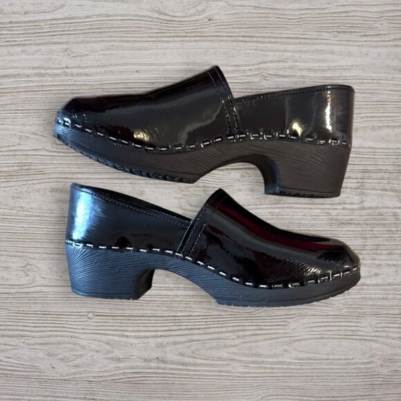 VERKA Black Patent Leather Swedish Slip On Wooden Chunky Clog Shoes 8 / 39 - Picture 1 of 6